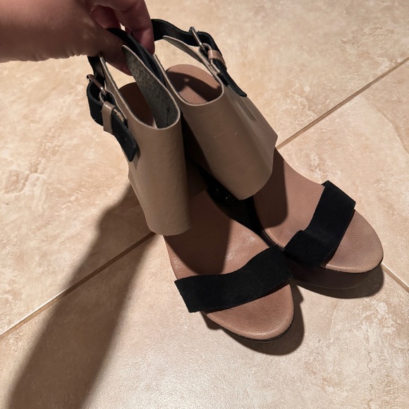 New Charles David "Teisha"Leather, Wood, Studs Platform Sandals-Size 10 41 - Picture 3 of 13